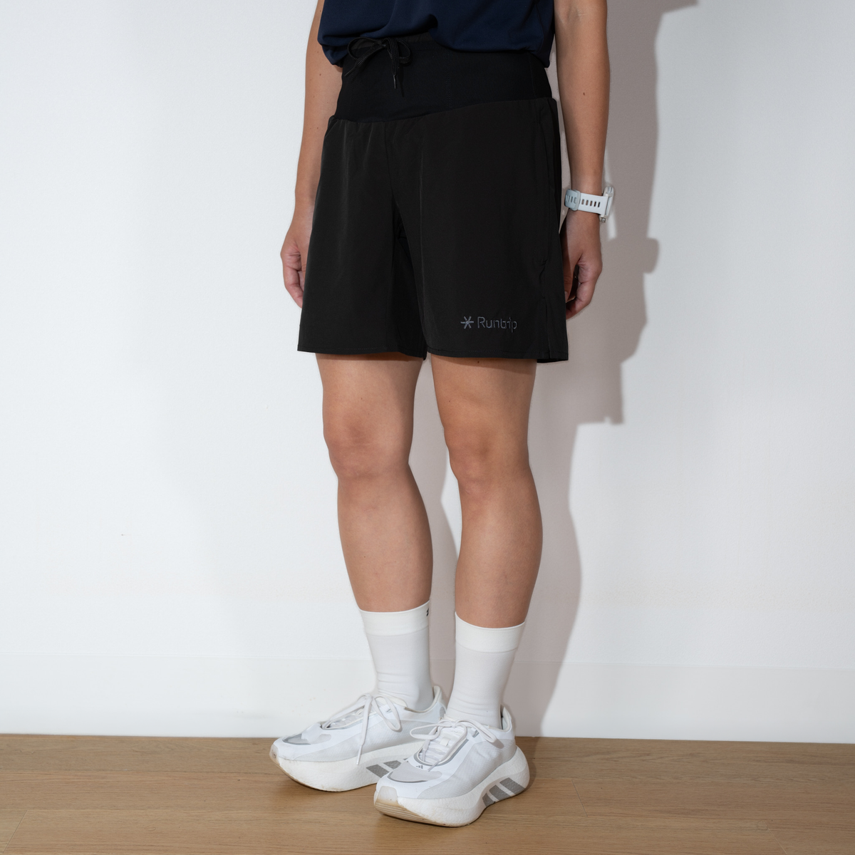 JINGER × Runtrip マルチポケット付きランニングパンツ (Unisex)