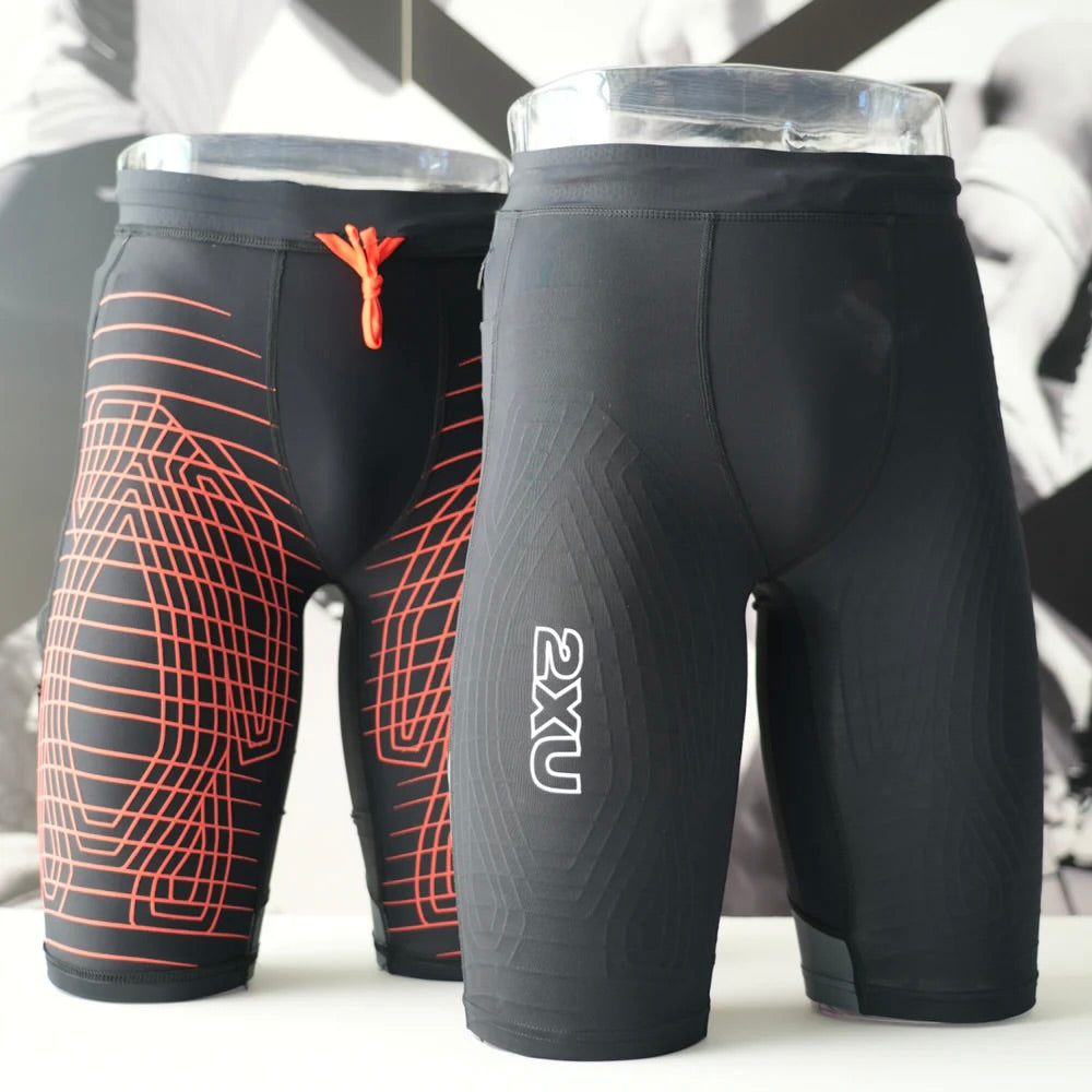 2XU | MCS メンズ ライトスピード リアクト コンプレッションショート