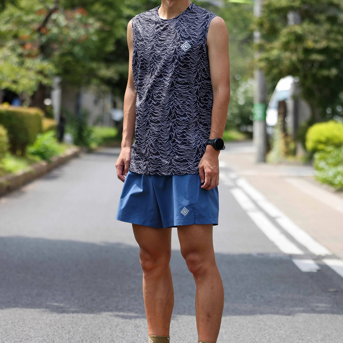 ELDORESO Joseph Sleeveless