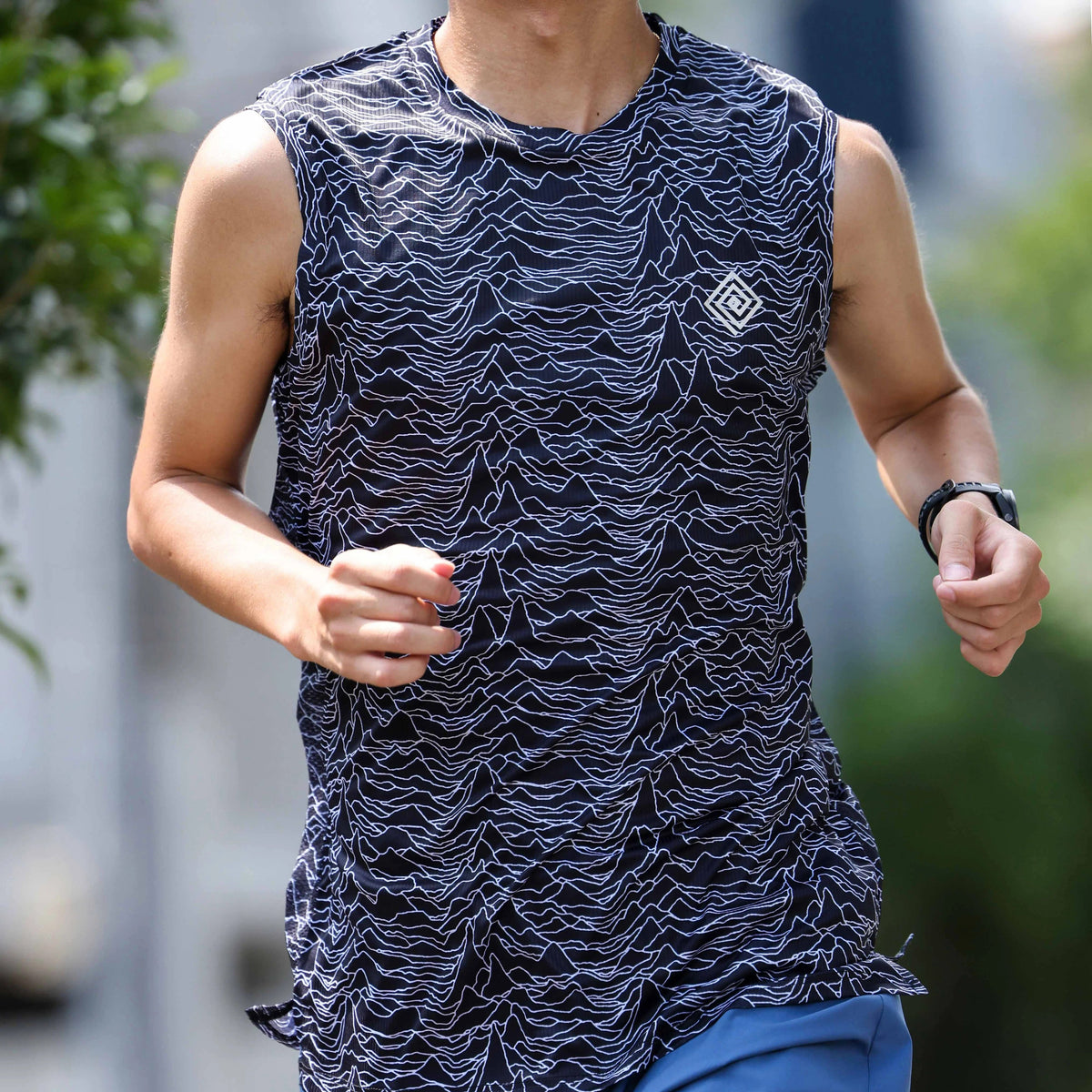 ELDORESO Joseph Sleeveless