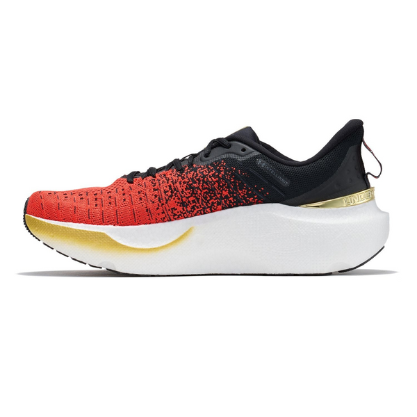 UNDER ARMOUR UA Infinite Elite（Men's） Black / Red Solstice / Metallic Gold