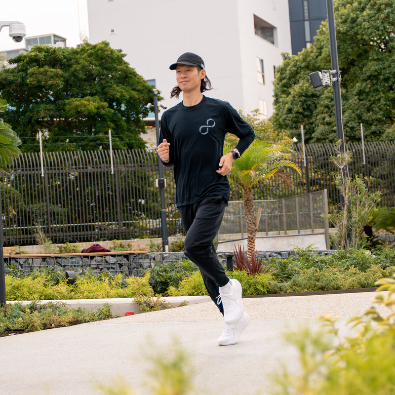 EAT DRINK SLEEP RUN / INFINITY Logo Long-Sleeve Tee (Black)