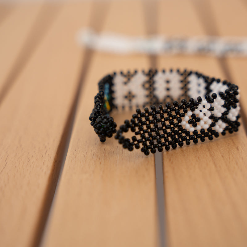 Runtrip × LEO AFRICA Kenya Bracelet | オリジナルケニアブレスレット