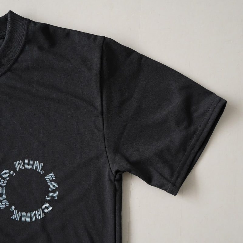 EAT DRINK SLEEP RUN / Circle Logo Tee (Black)