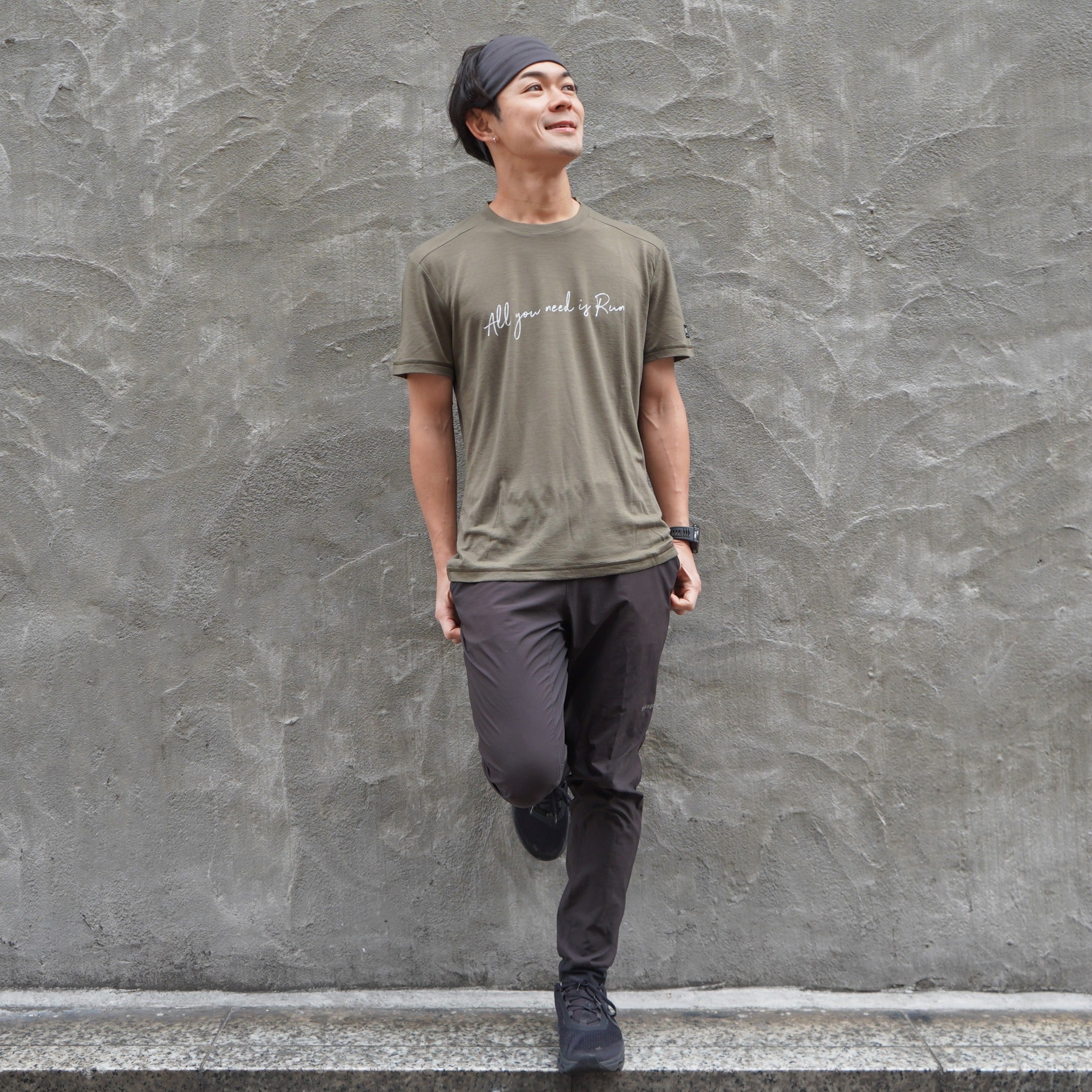 Men's All you need is Run Merino Wool Tee (Stone Gray)