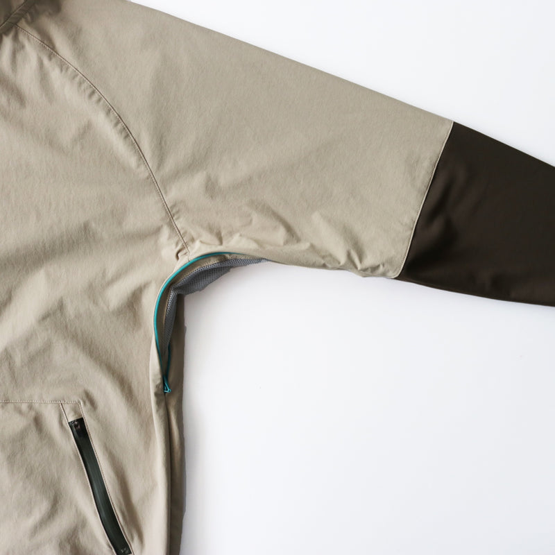 THE RUNNING JACKET by Runtrip 3rd model (Beige)