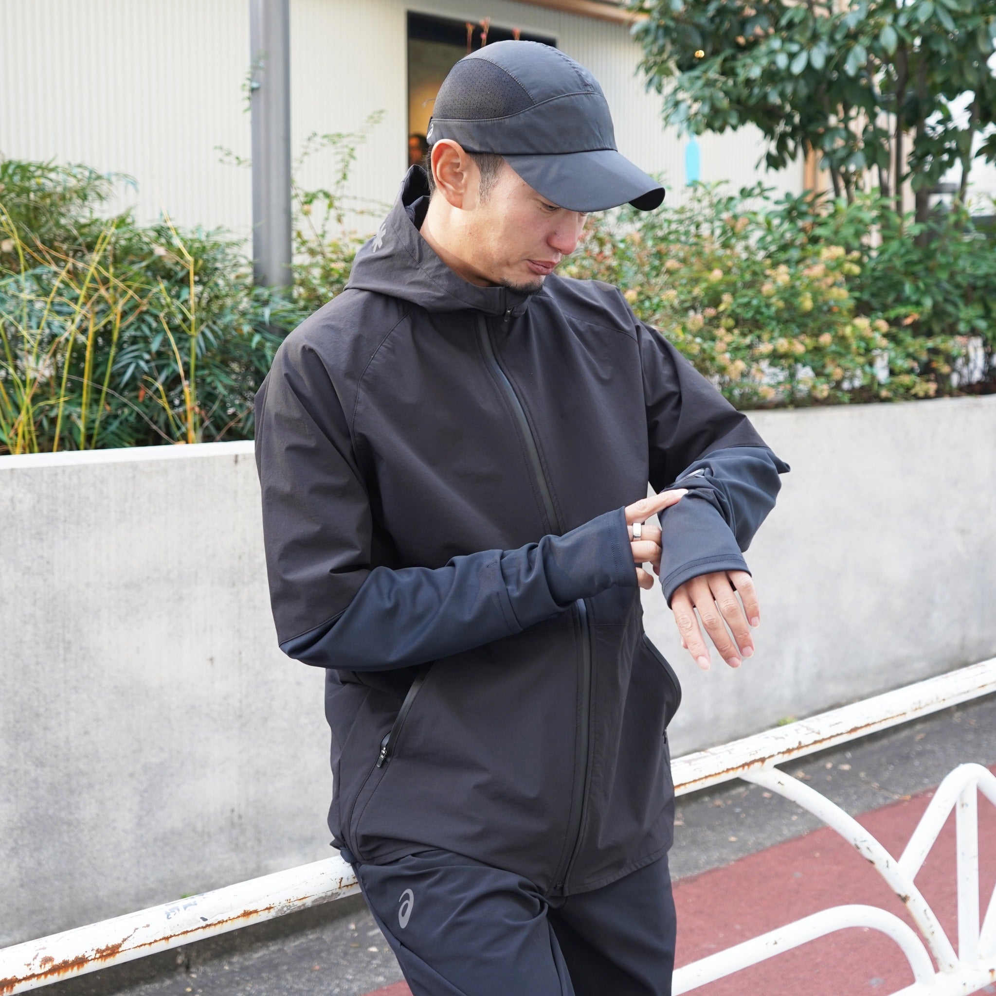 【展示サンプル】THE RUNNING JACKET by Runtrip 3rd model (Black)