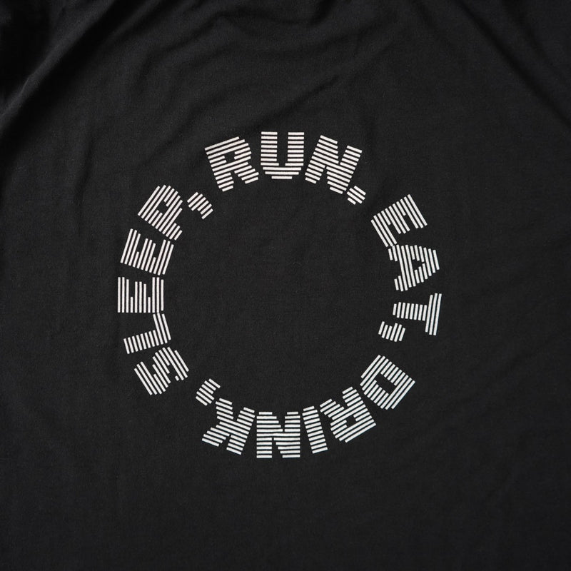 EAT DRINK SLEEP RUN / Circle Logo Tee (Black)