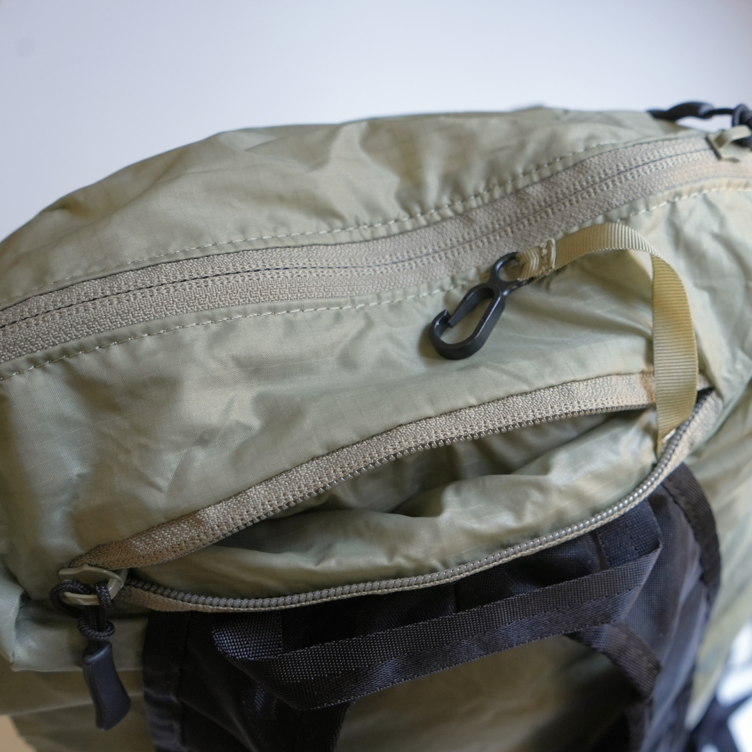 THE NORTH FACE メイフライパック22