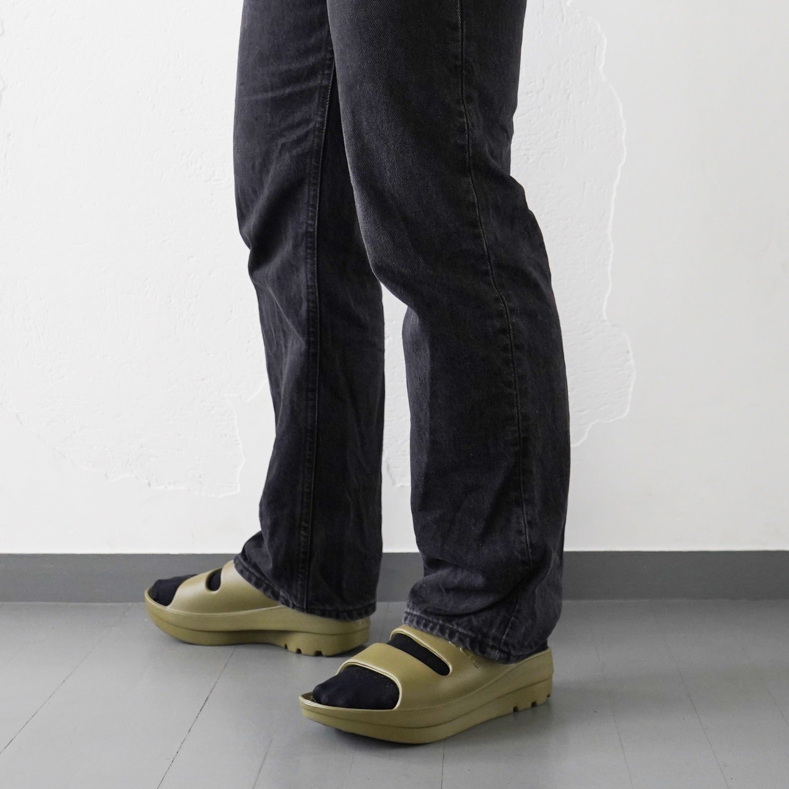 TELICリカバリーサンダル W-STRAP (Olive)