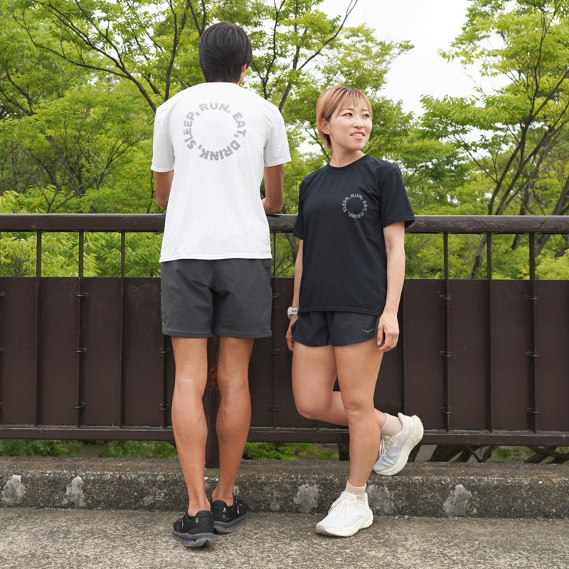 EAT DRINK SLEEP RUN / Circle Logo Tee (White)