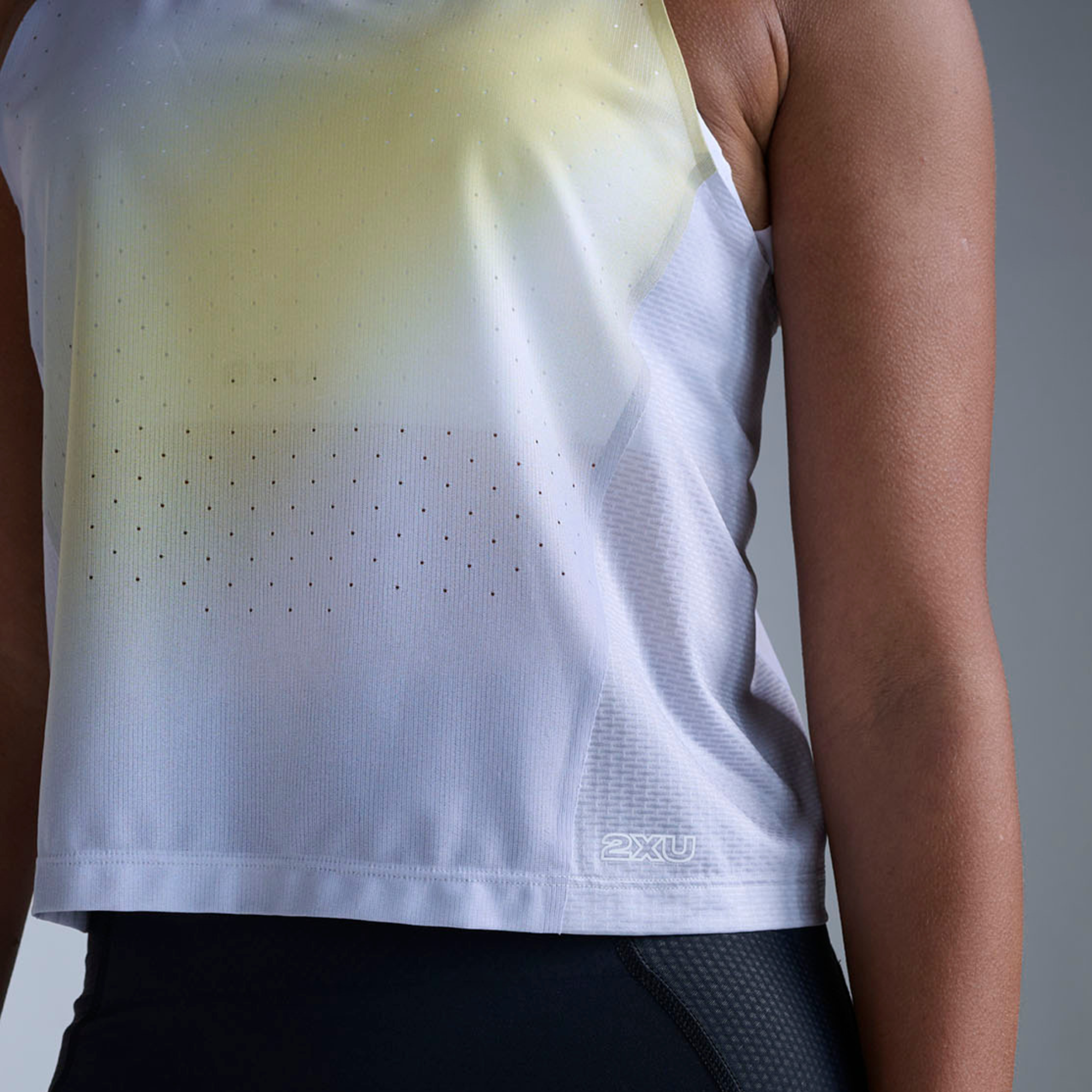 2XU ウィメンズ ライトスピードリアクト クロップシングレット