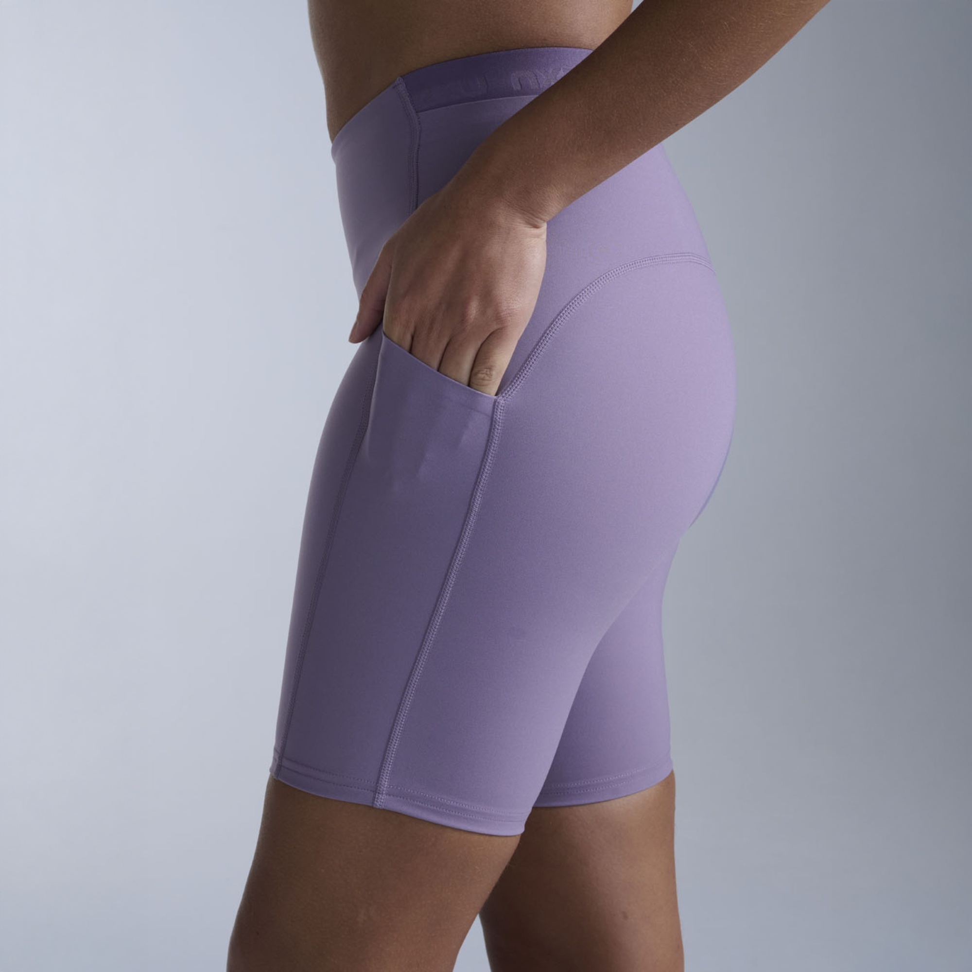 2XU ウィメンズ フォームスタッシュ ハイライズショートタイツ