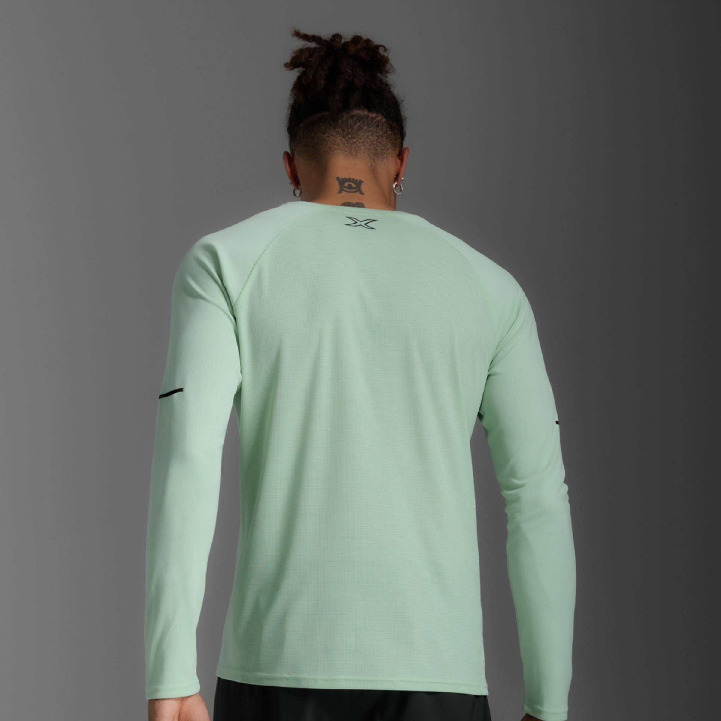 2XU | メンズ エアロ ロングスリーブシャツ