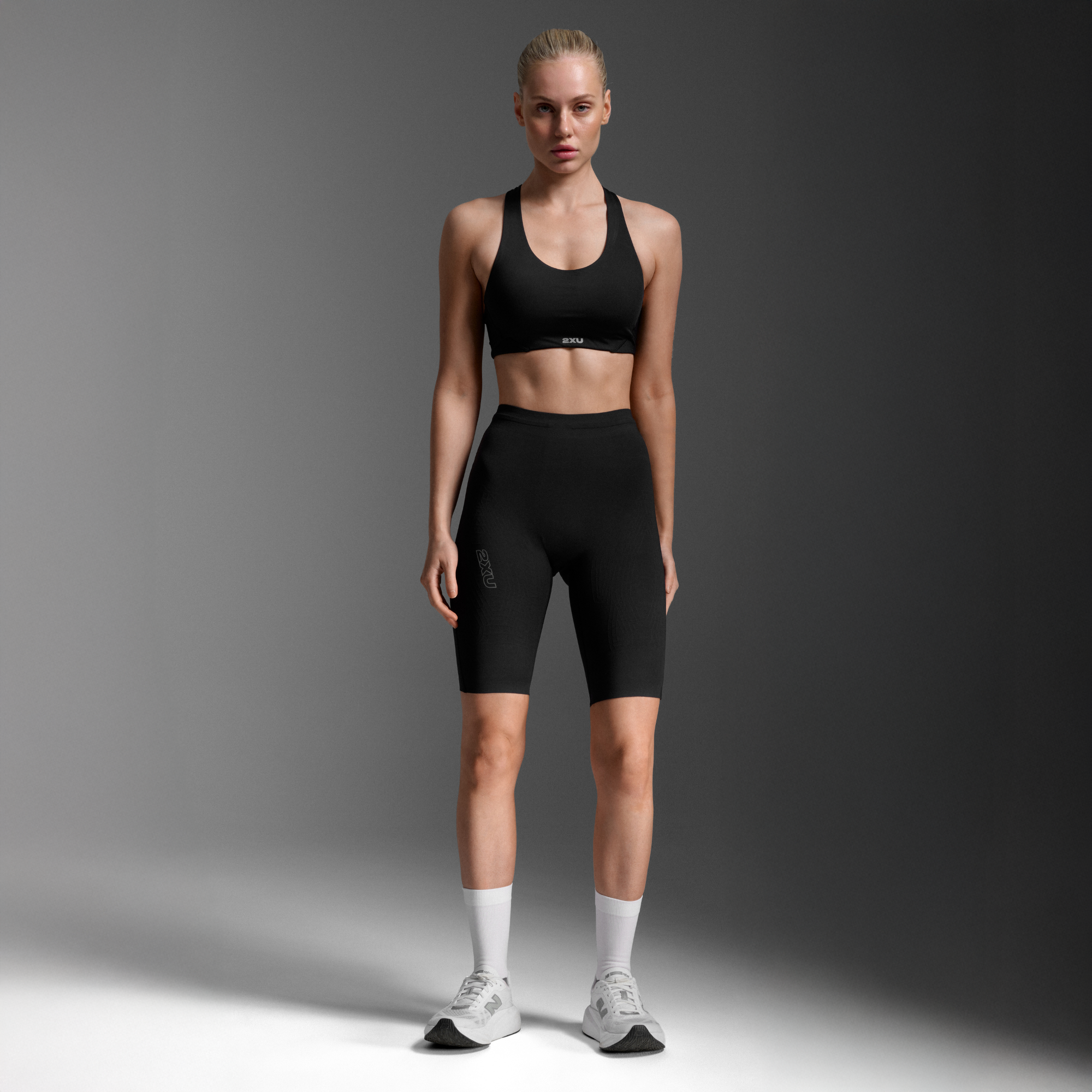 2XU ウィメンズ ライトスピード リアクトハイライズ コンプレッションショート