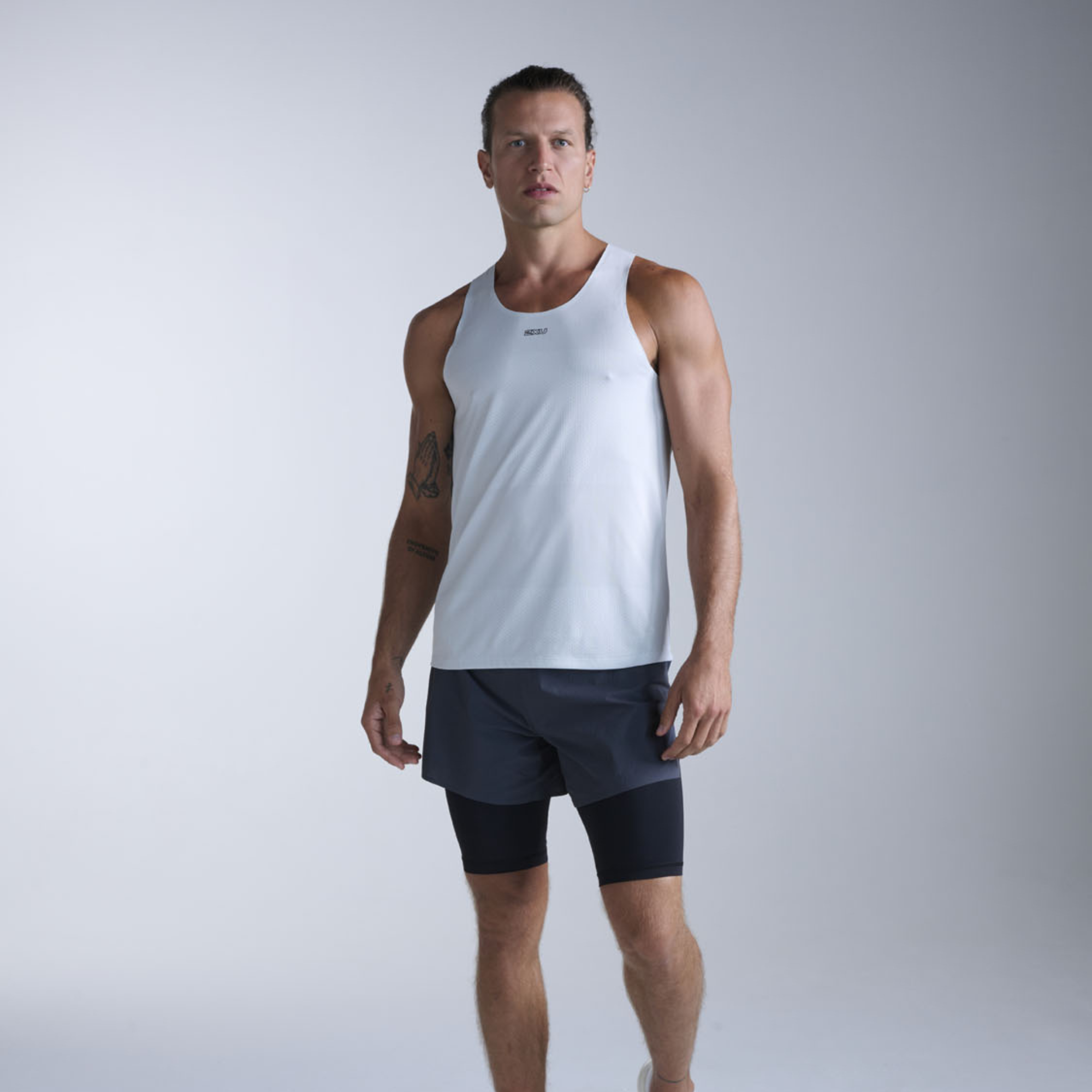 2XU APP メンズ ライトスピード テックシングレット