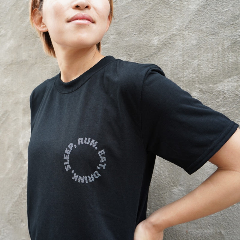 EAT DRINK SLEEP RUN / Circle Logo Tee (Black)