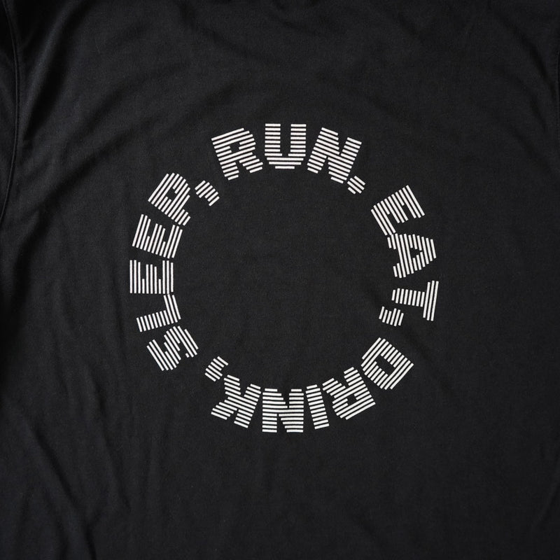 EAT DRINK SLEEP RUN / Circle Logo Sleeve-less Tee (Black)