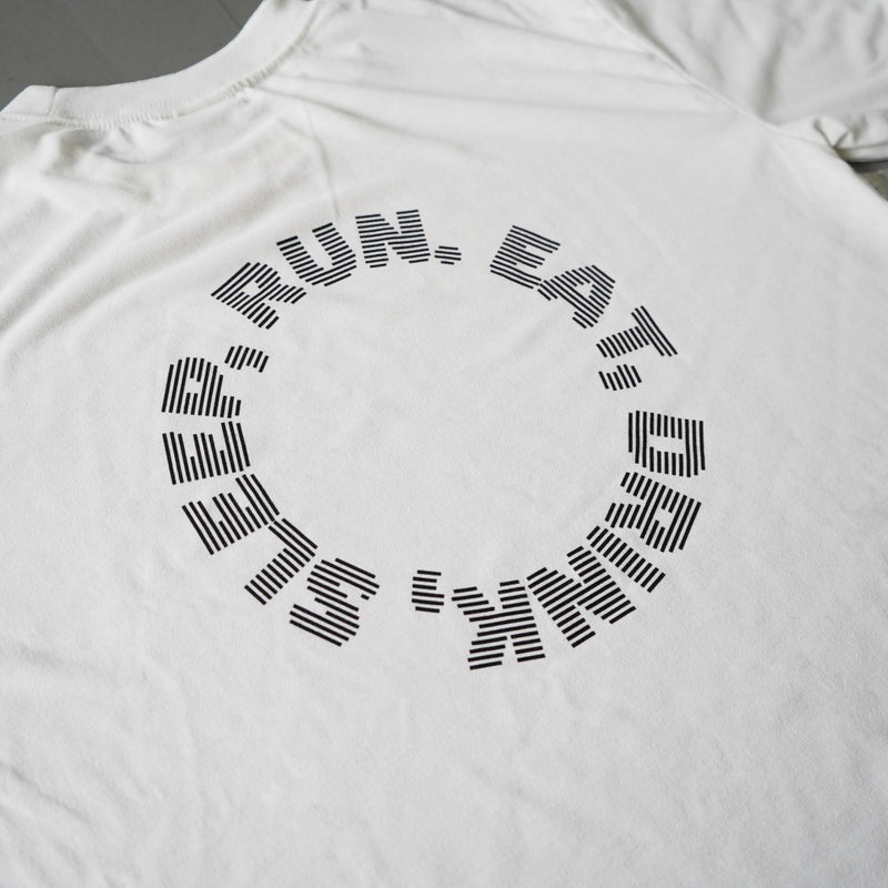 EAT DRINK SLEEP RUN / Circle Logo Tee (White)