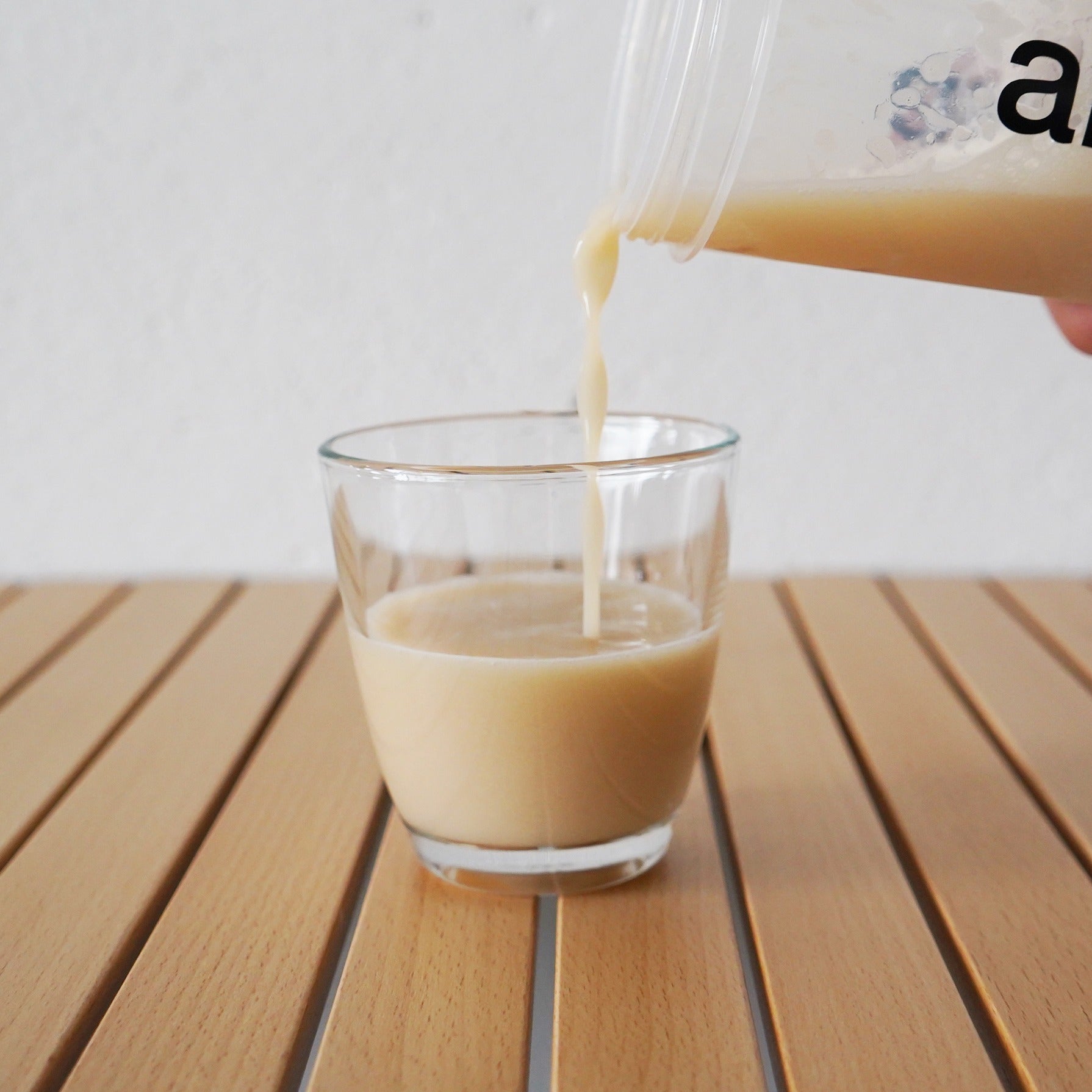 anoma protein banana shake 15g