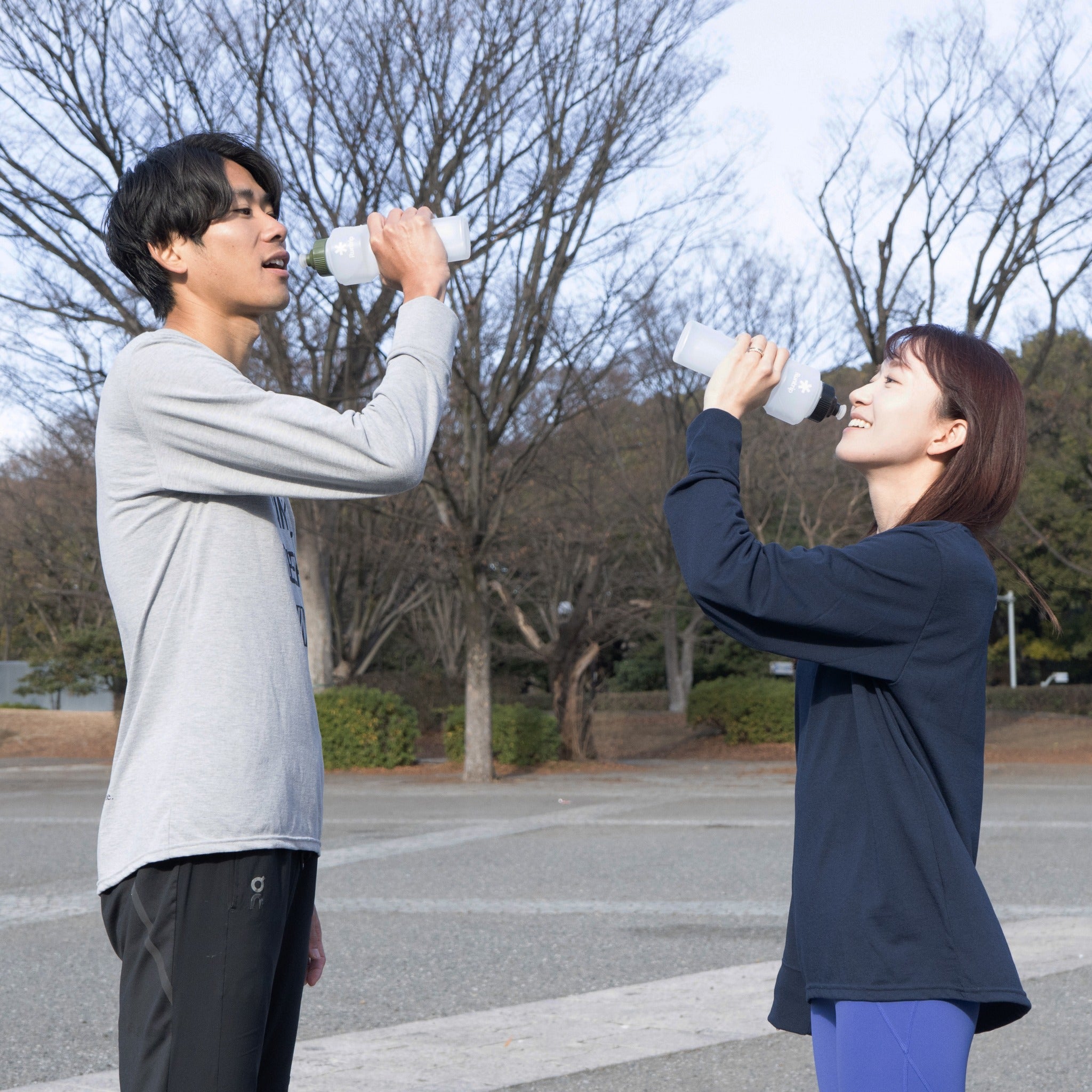 Runtrip LOGO BOTTLE｜ランニングマイボトル New Model (Black)