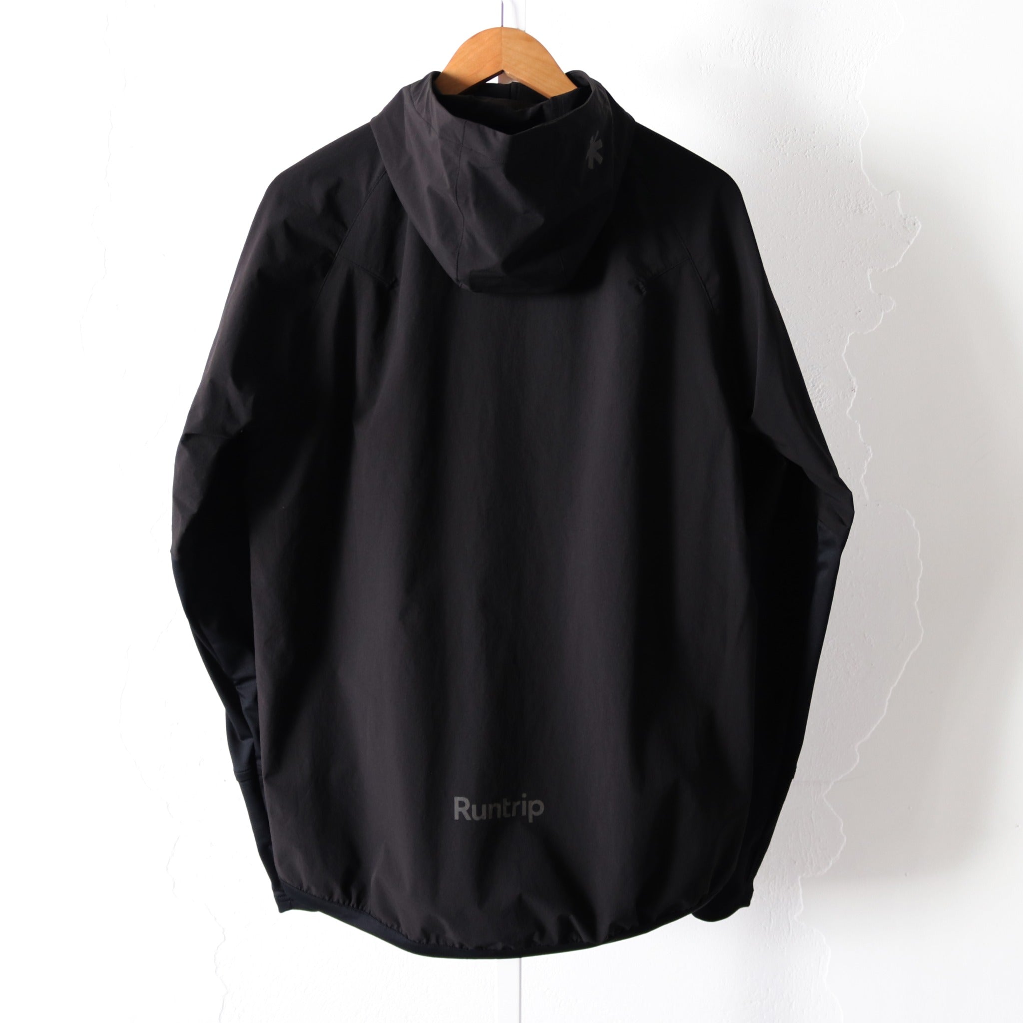 【展示サンプル】THE RUNNING JACKET by Runtrip 3rd model (Black)
