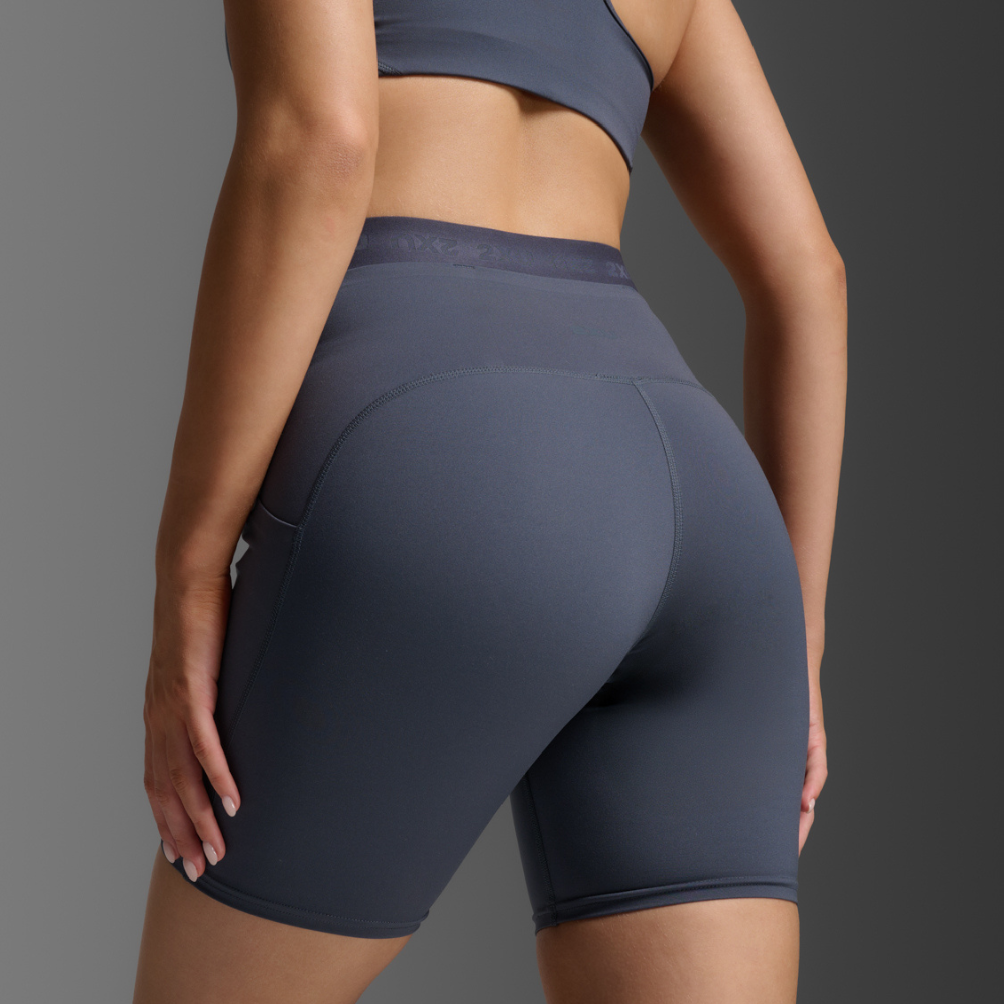 2XU ウィメンズ フォームスタッシュ ハイライズショートタイツ