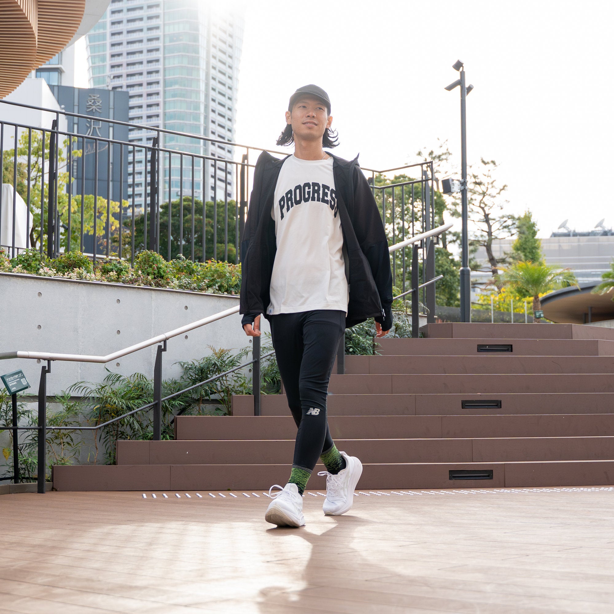 THE RUNNING JACKET by Runtrip Full Zip (Black)