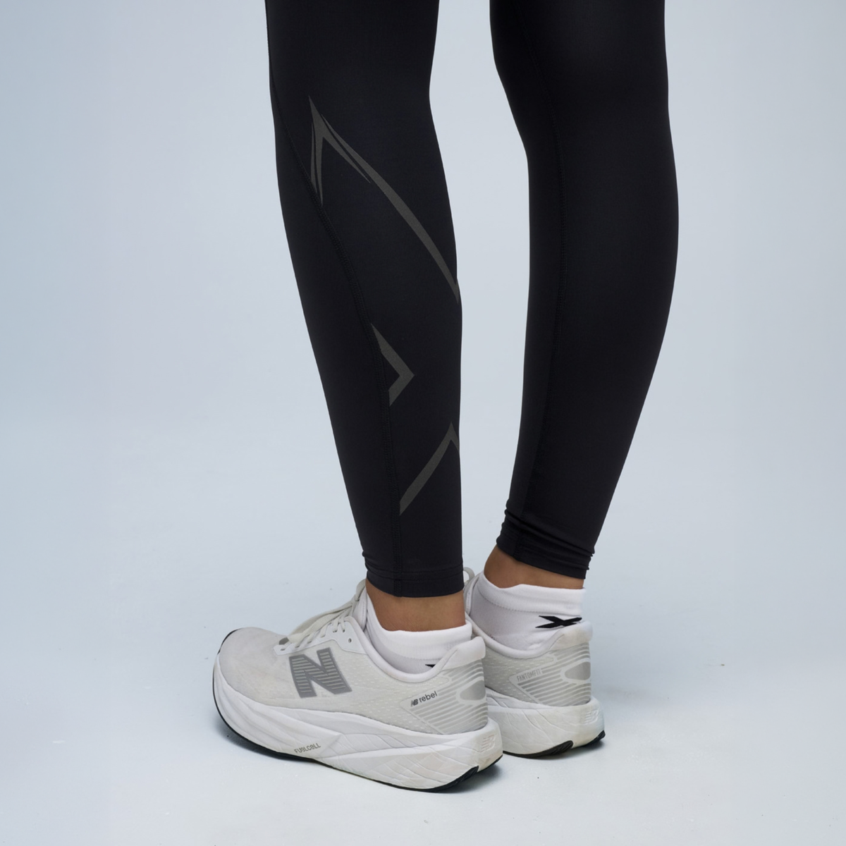 2XU ウィメンズ イグニッション シールド コンプレッション タイツ