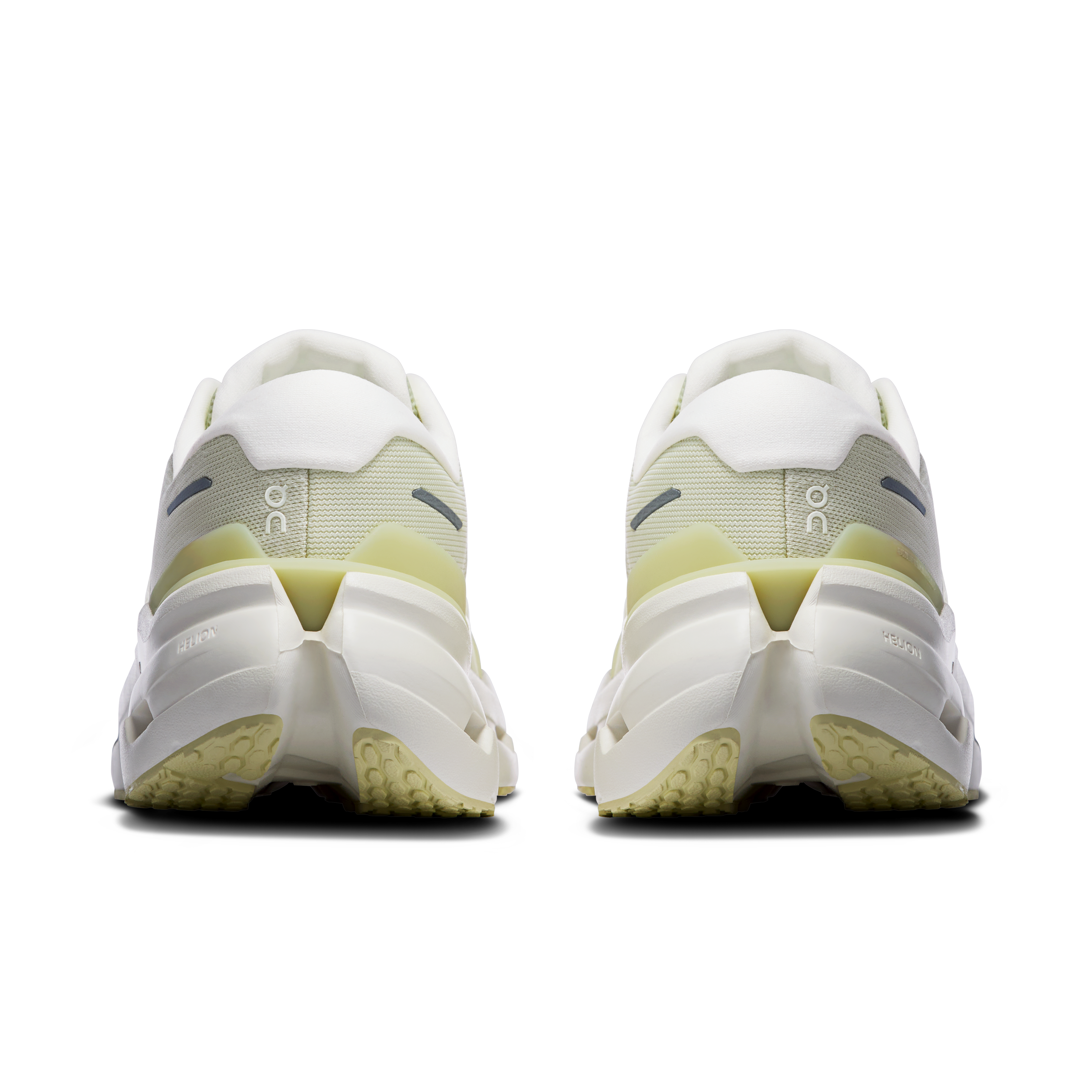 On Cloudrunner 3 (Women's) Seedling | Ivory