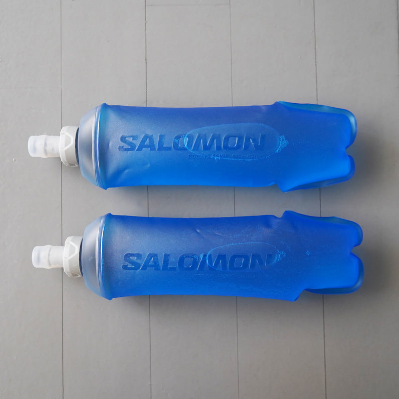 SALOMON ACTIVE SKIN 8 SET ユニセックス ランニングベスト（フラスク付）