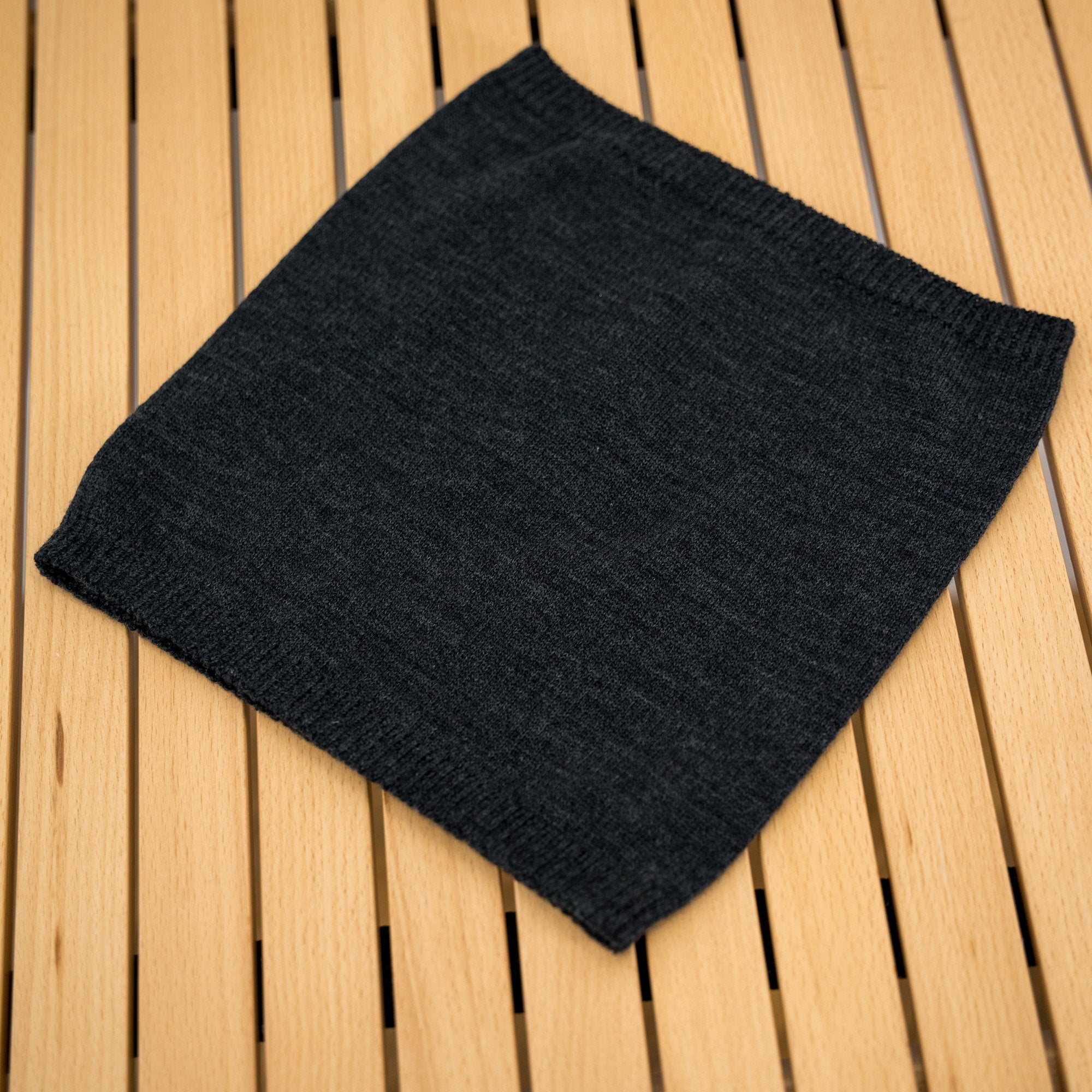 R×L｜メリノウールネックウォーマー (Charcoal)