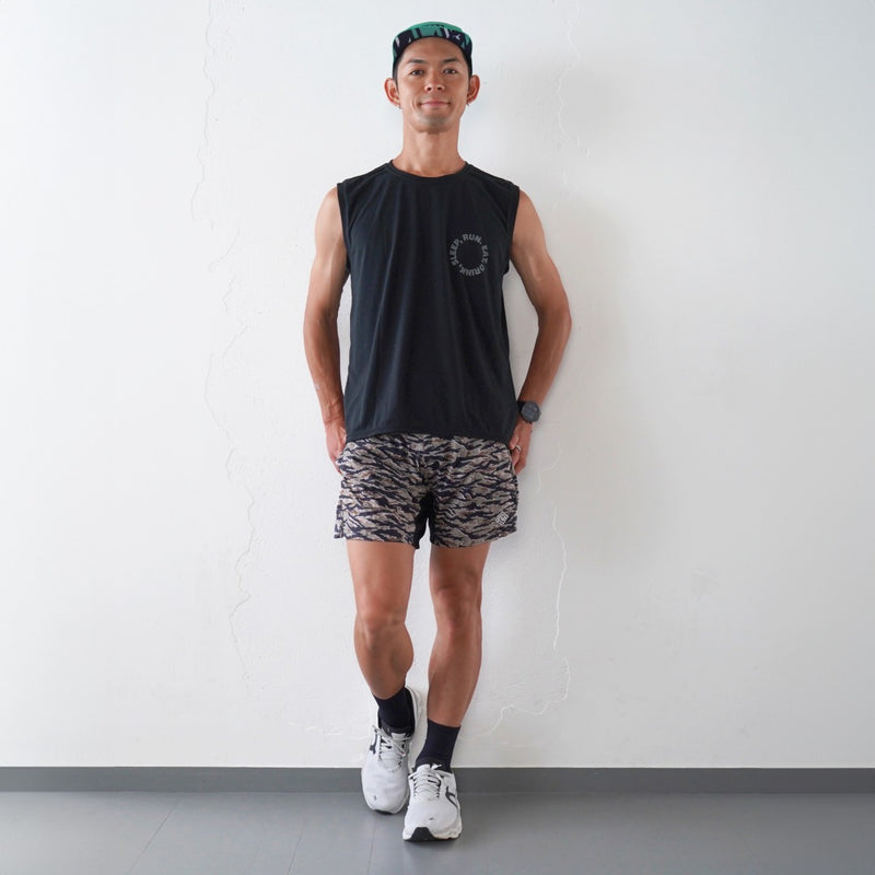 EAT DRINK SLEEP RUN / Circle Logo Sleeve-less Tee (Black)