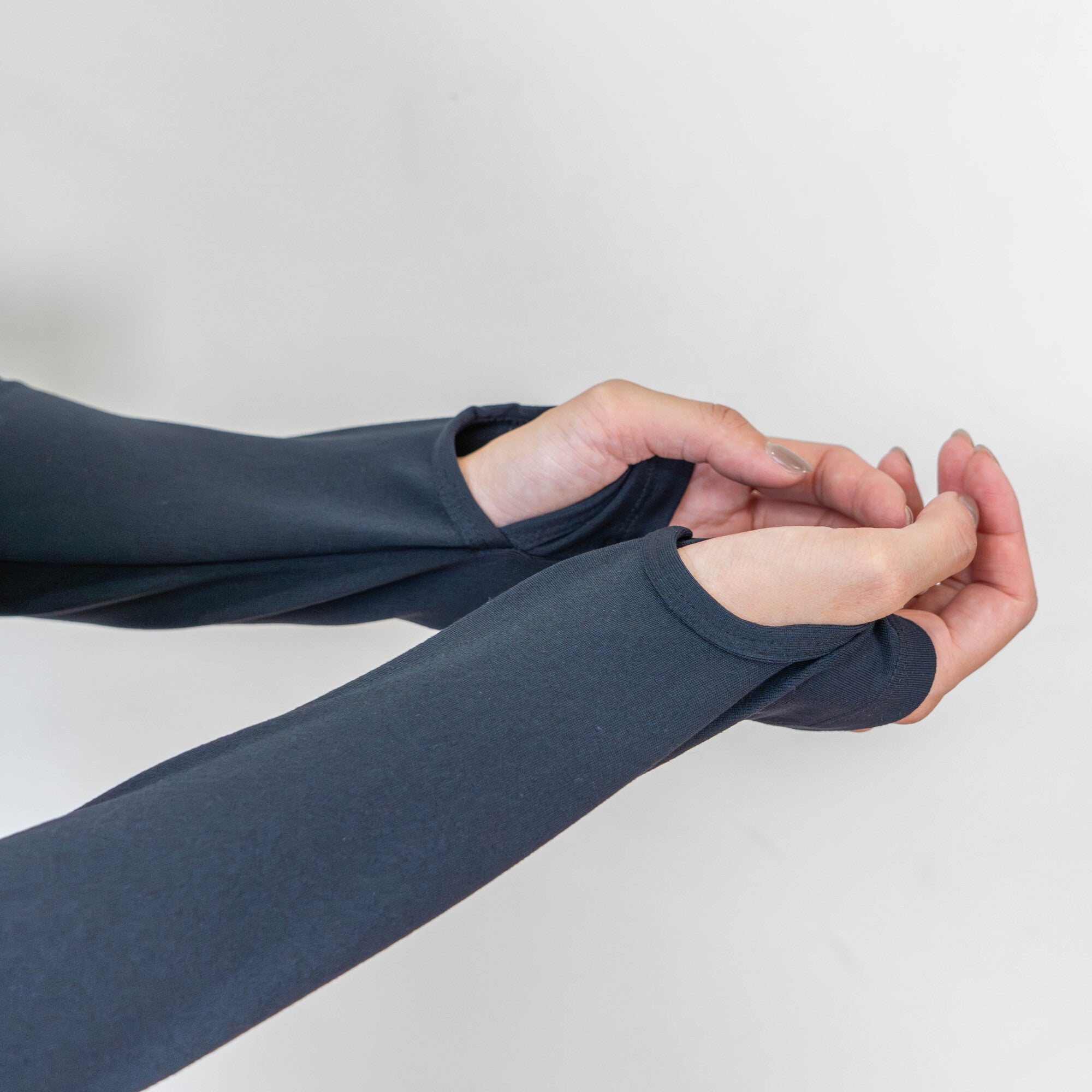 XEXYMIX コットンライク指穴付き Long-Sleeve Tee