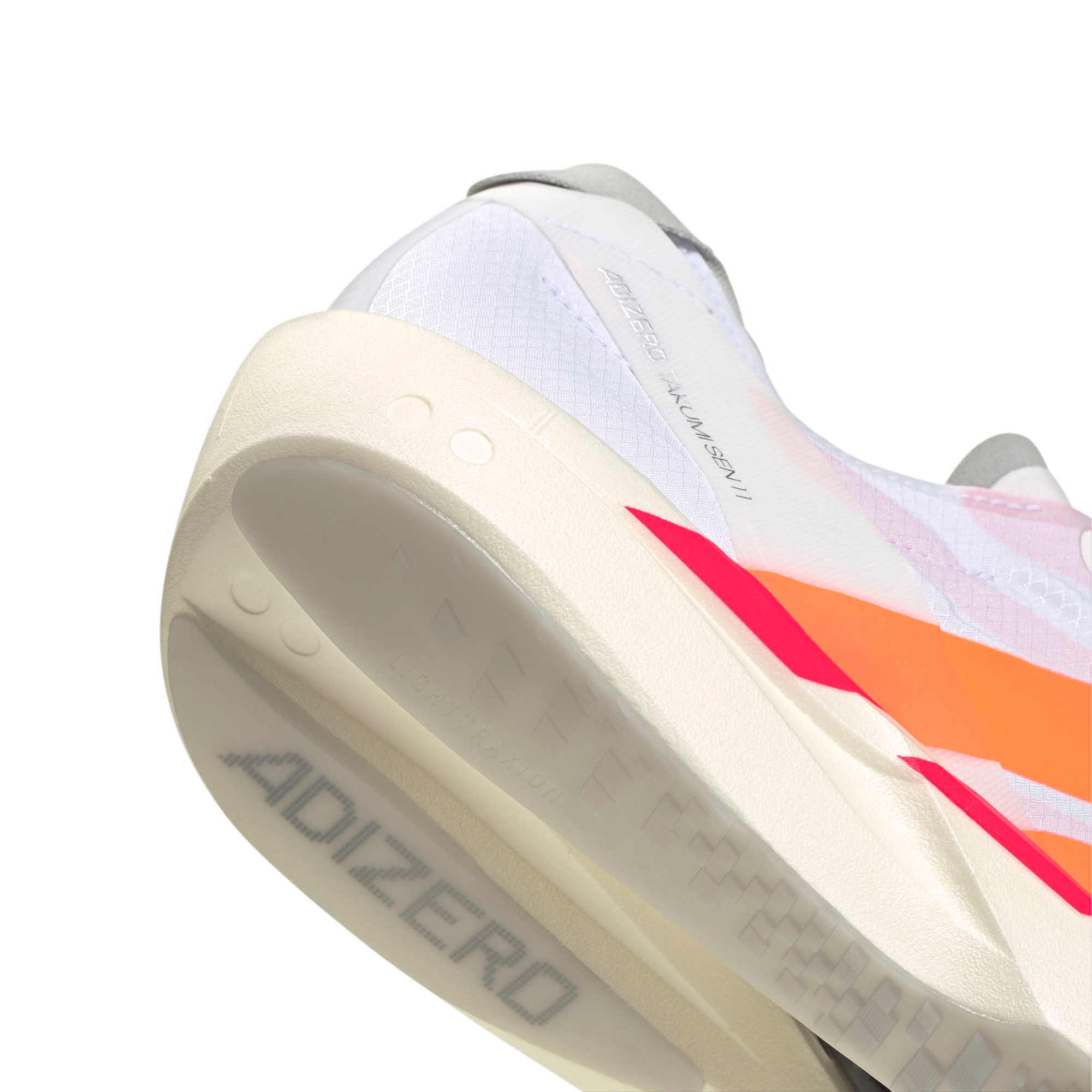 adidas ADIZERO TAKUMI SEN 11（Men's）フットウウェアホワイト/ルシッドオレンジ/ルシッドレッド