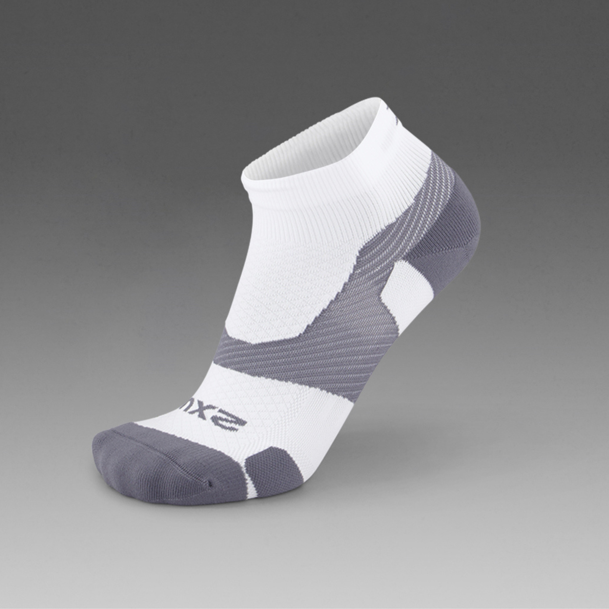 2XU | ベクターライトクルーソックス