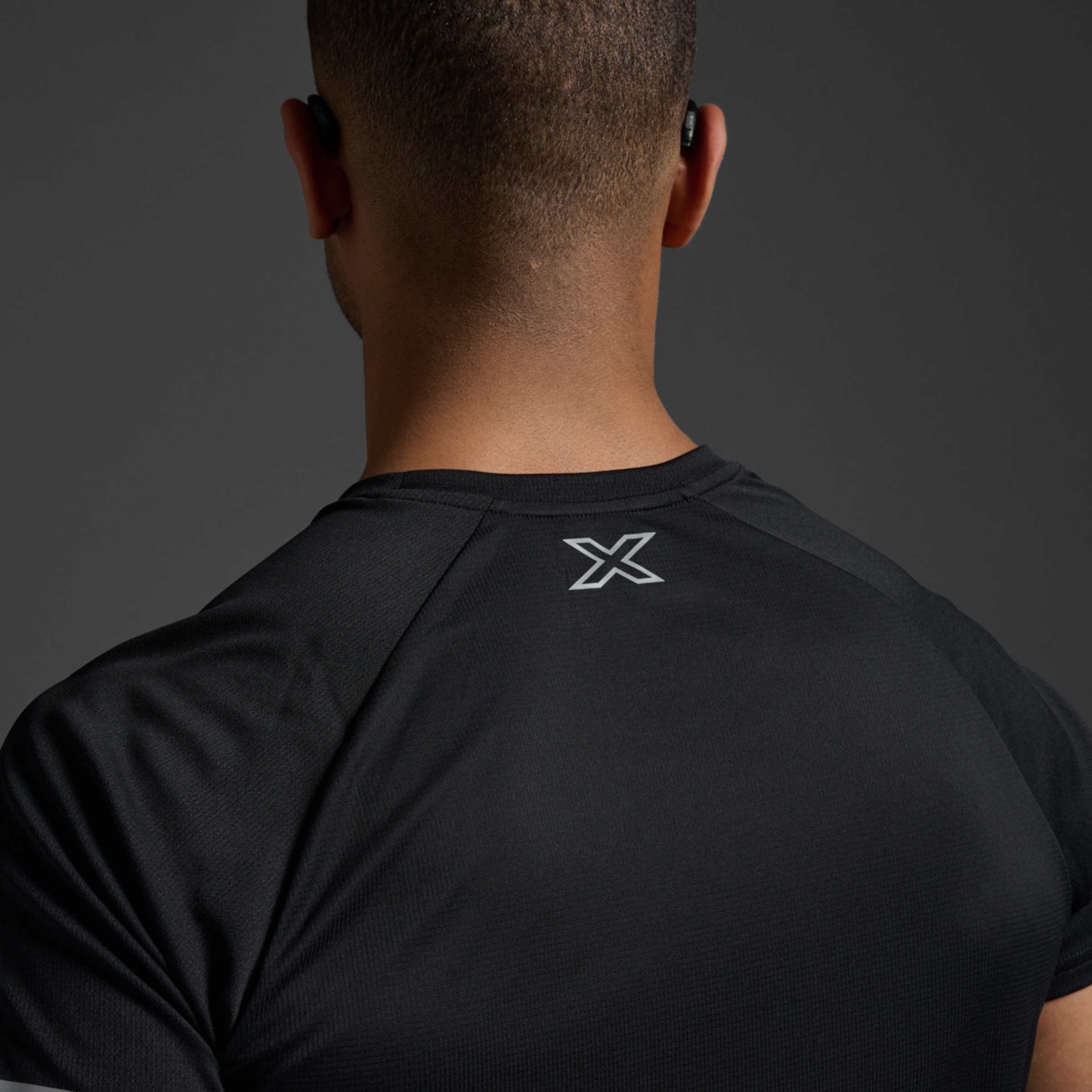 2XU | メンズ エアロ Tシャツ