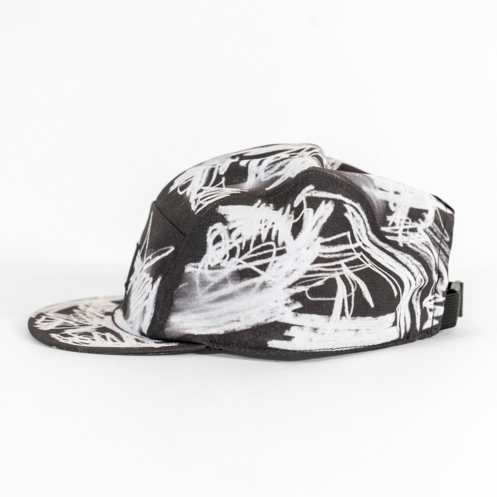 VAGA SCRIBBLE CAP（BLACK / WHITE）