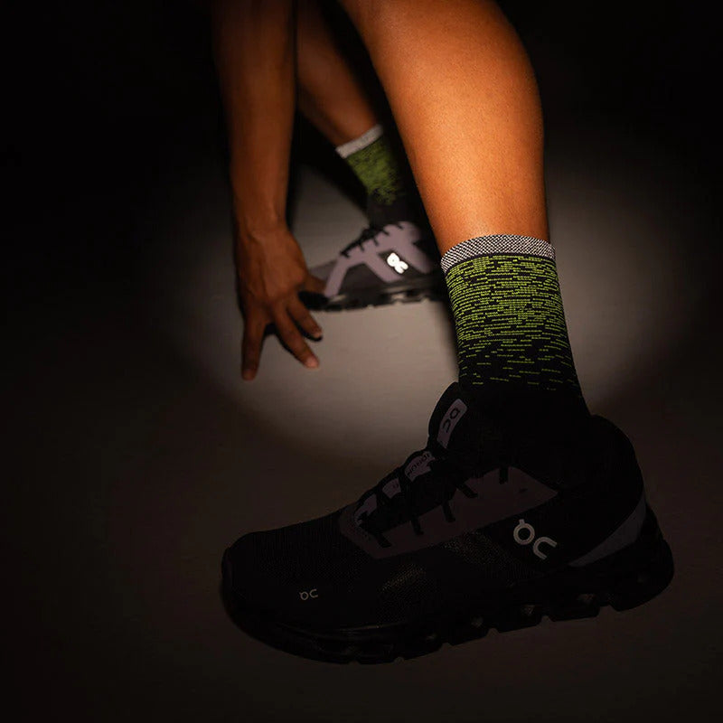 Feetures｜ELITE LIGHT CUSHION MINI CREW REFLECTIVE YARNS (Light Wave)