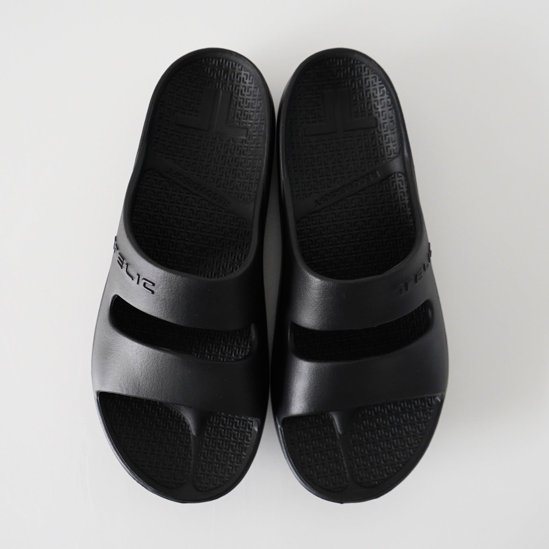 TELICリカバリーサンダル W-STRAP (Black)