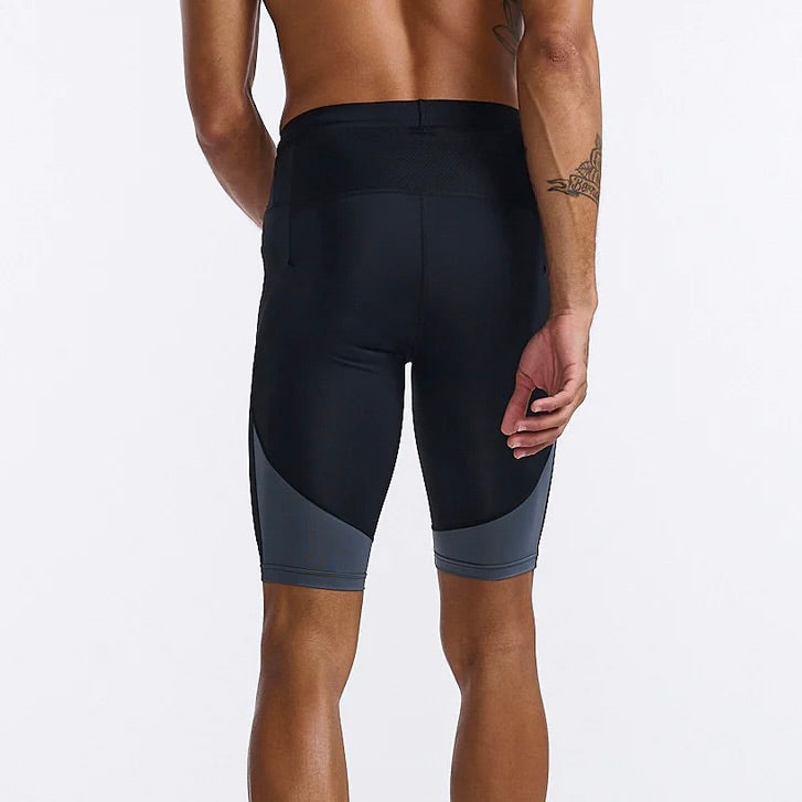 2XU | MCS メンズ ライトスピード リアクト コンプレッションショートタイツ