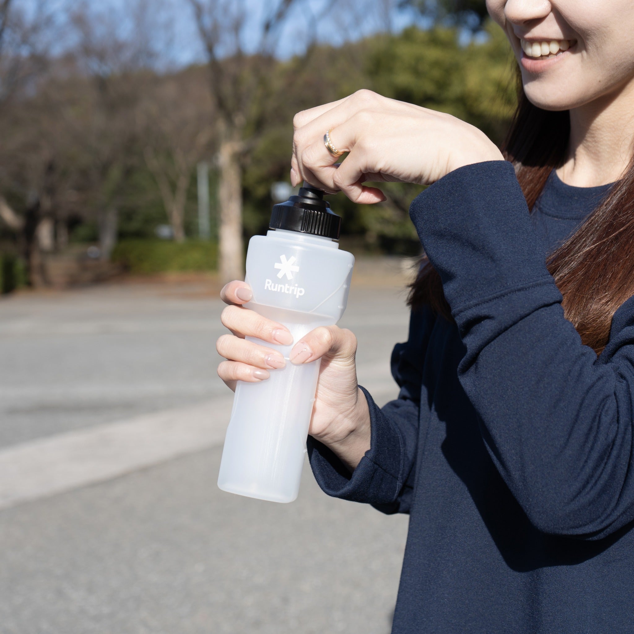 Runtrip LOGO BOTTLE｜ランニングマイボトル New Model (Black)