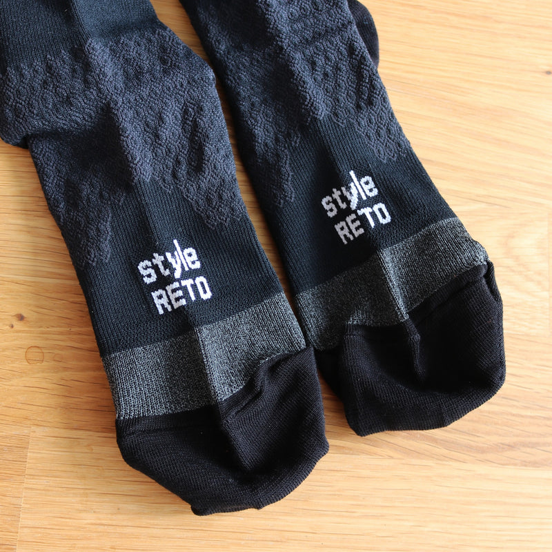 Style｜Running High Socks by RETO