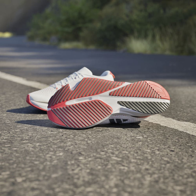 adidas ADIZERO SL（Men's） フットウェアホワイト/コアブラック/ブライトレッド