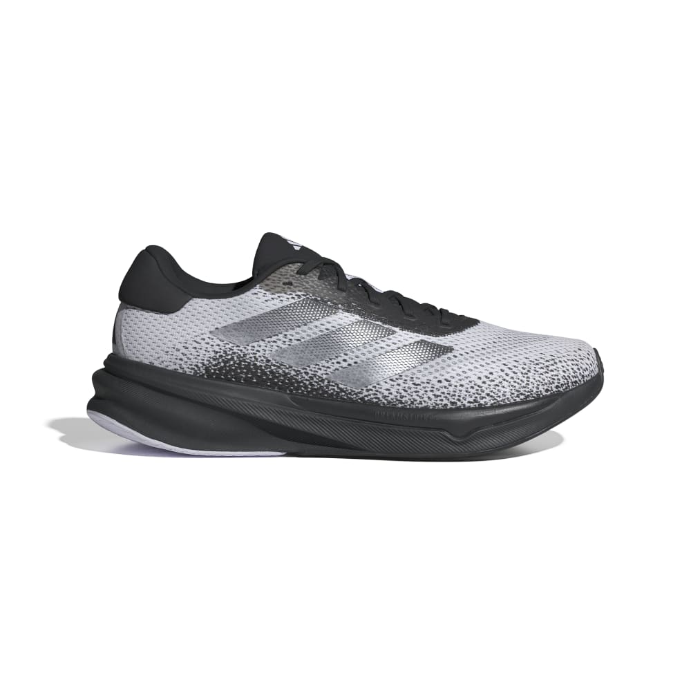 2024年のクリスマス adidas コアブラック/フットウェア STRIDE（Men's） SUPERNOVA 工芸品