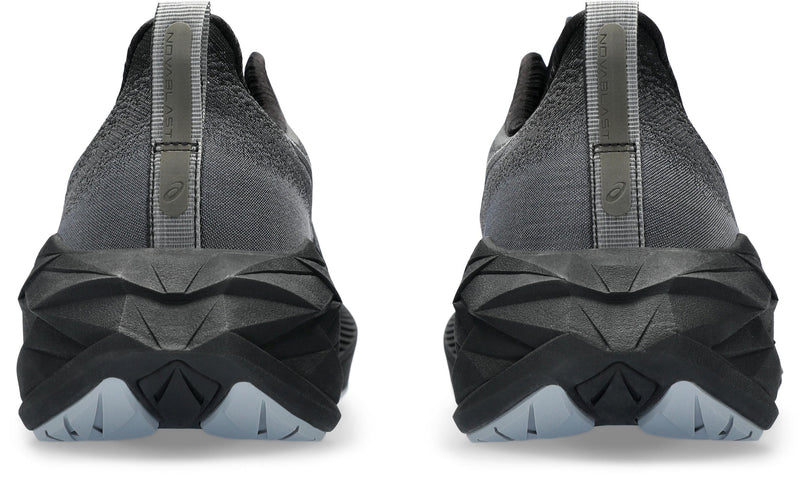ASICS NOVABLAST 4 WIDE （Men's） BLACK/GRAPHITE GREY