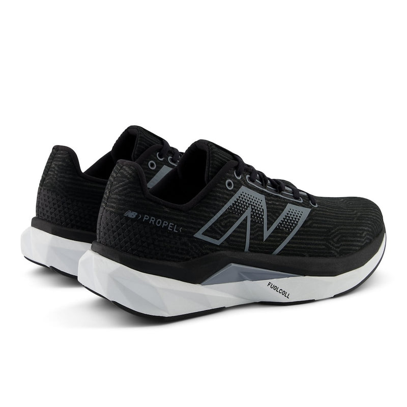 New Balance FuelCell Propel v5 (MENS) BLACK