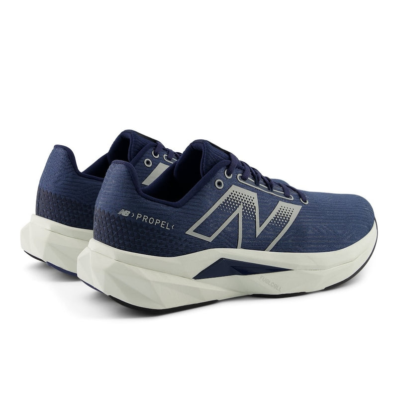 New Balance FuelCell Propel v5 (MENS) NAVY