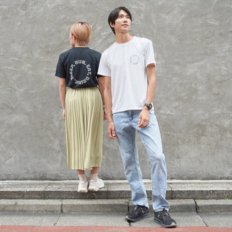 EAT DRINK SLEEP RUN / Circle Logo Tee (Black)