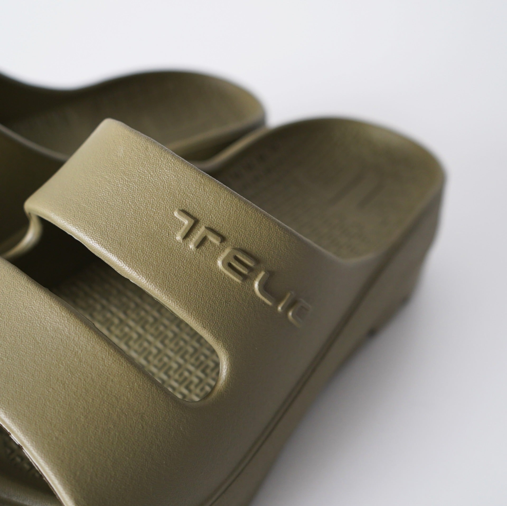 TELICリカバリーサンダル W-STRAP (Olive)